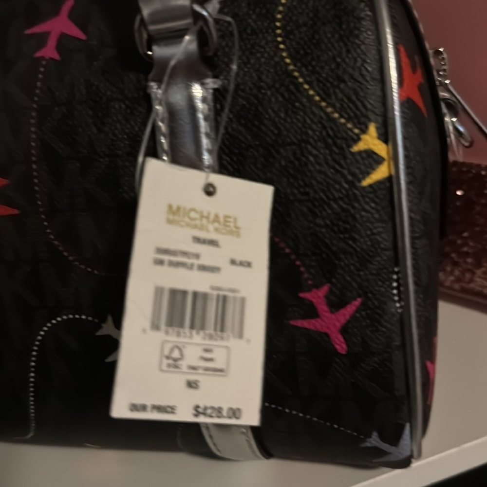 Michael Kors NWT Jet Set Multicolor Crossbody Bag, Retail $428 - Picture 3 of 7